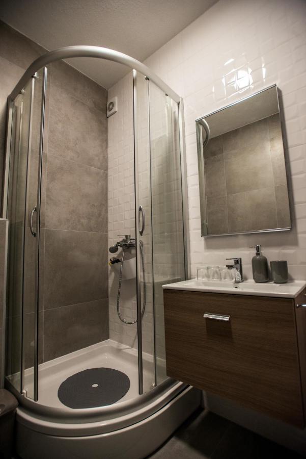 Studio Apartman Dakovo In Exterior foto